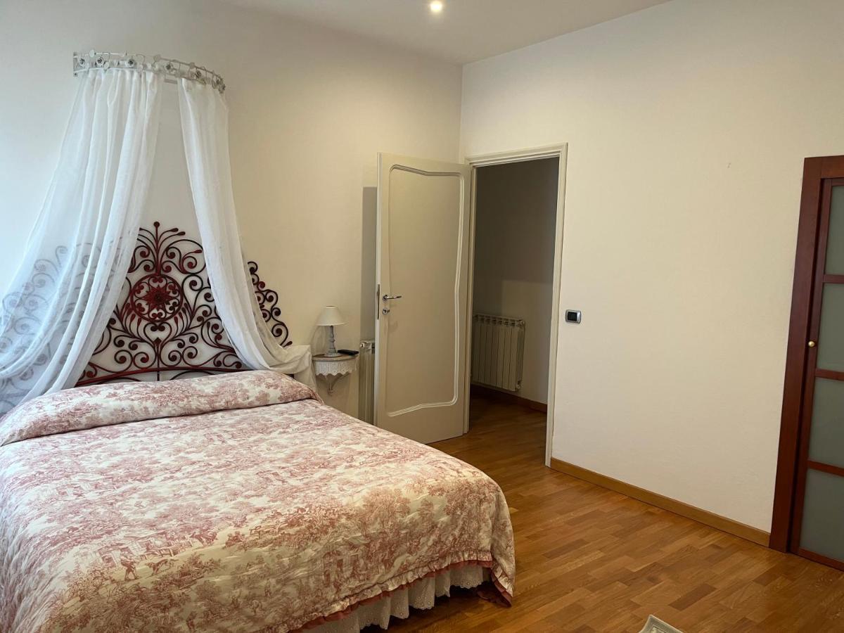 Frida Apartment เวียเรจโจ ภายนอก รูปภาพ