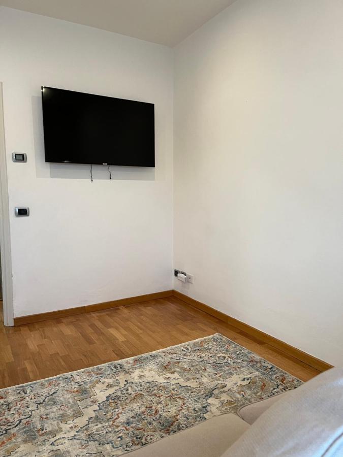 Frida Apartment เวียเรจโจ ภายนอก รูปภาพ